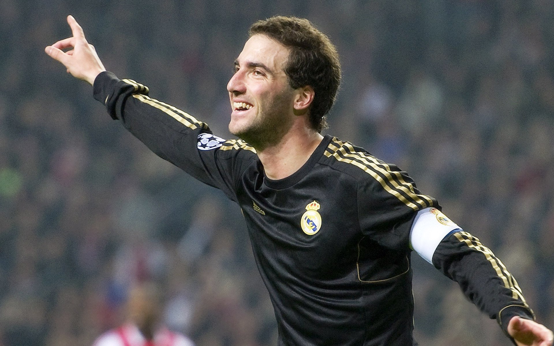 开云网址-_全球积攒人气：系列赛事点燃国际热情_，全球赛事影响力